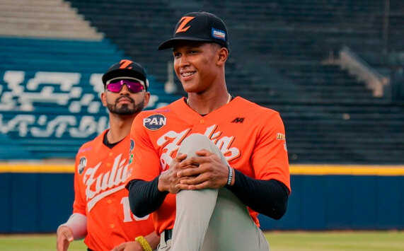 Francisco Rentería es el tercer mejor prospecto para las Firmas Internacionales en MLB 2026. (X: lavozaguilucho)