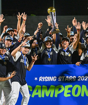 Sultanes de Monterrey campeón del Torneo Rising Stars
