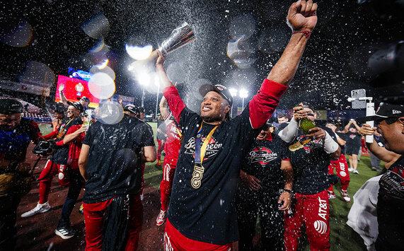 Diablos Rojos del México buscará honrar a Robinson Canó con un tricampeonato en LMB. (Cortesía)