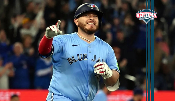 Alejandro Kirk jugará con México en el Clásico Mundial 2026