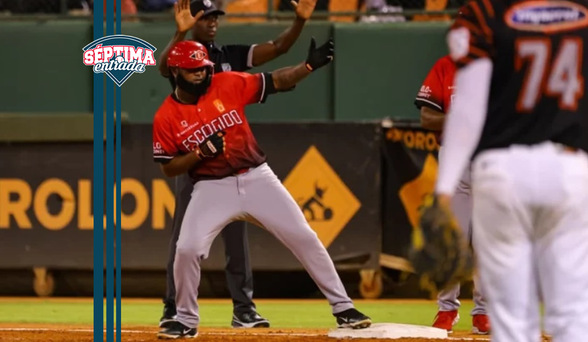 Leones del Escogido toma ventaja de 2-0 en Serie Final de LIDOM