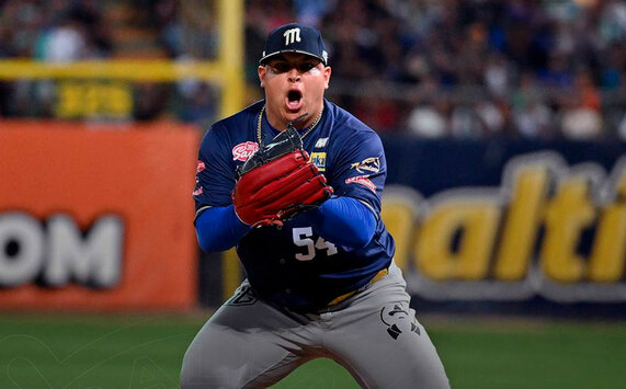 Magallanes venció por 12-4 a Caribes en el Juego 1 de la Gran Final LVBP 2026. (X: Magallanes_bbc)