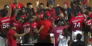 ¡Escogido bicampeón! Leones se lleva la corona 2025-2026 de LIDOM