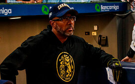 José Alguacil dejó de ser manager de Leones del Caracas. (X: leones_cbbc)