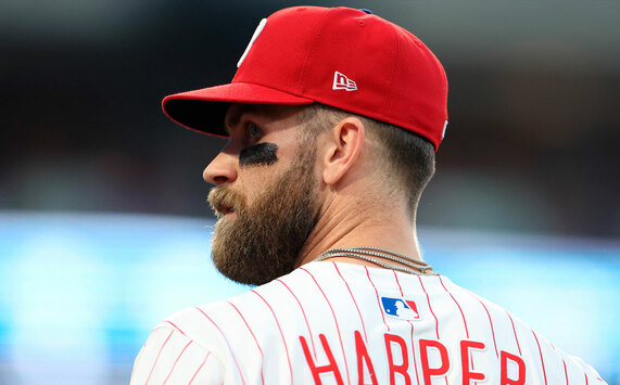 Bryce Harper recibió comentarios de Dave Dombrowski tras una mala temporada con Phillies. (MLB.com)