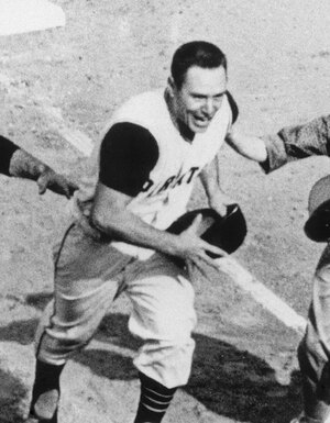 Bill Mazeroski, leyenda de los Pirates, falleció a los 89 años. (MLB.com)