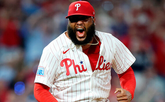 José Alvarado salió del roster de Venezuela para el Clásico Mundial 2026 por la negativa del seguro. (MLB.com)