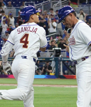 Venezuela comienza con victoria en el Clásico Mundial 2026