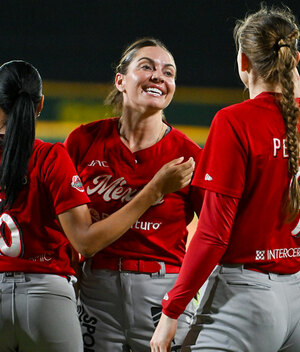 Carley Hoover lanzó un juego sin hit ni carrera en los Playoffs LMS 2026. (FOTO: Cortesía)