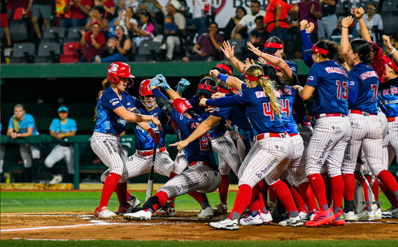 El Águila Softbol se levantó tras comenzar abajo 0-2 ante Sultanes Femenil en los Playoffs LMS 2026. (Cortesía)