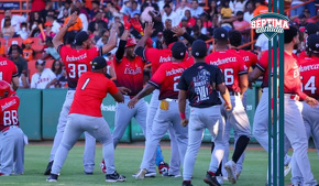 Leones del Escogido gana Juego 4 y está a 1 triunfo del bicampeonato