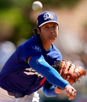 Shohei Ohtani durante su debut como pitcher de Dodgers en el Spring Training MLB 2026. (AP)