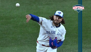 Cody Ponce regresa a MLB y sale lesionado