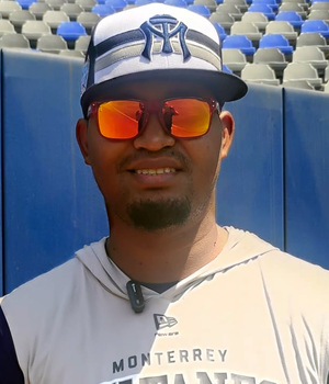 Pitcher Yohander Mendez de regreso con Sultanes de Monterrey
