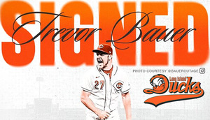 Trevor Bauer regresa a EU... firma con equipo de Liga Independiente