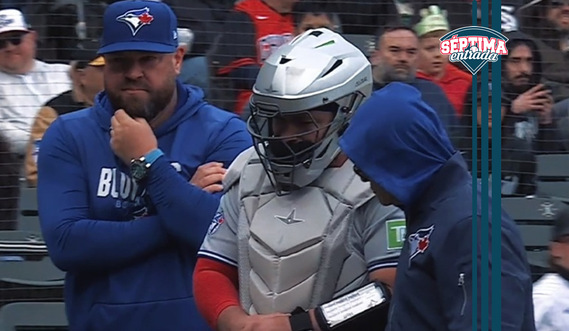 Alejandro Kirk sin tiempo para volver tras fracturarse dedo pulgar