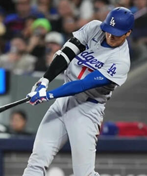 Shohei Ohtani: mantiene racha de bateo pero pierde una de pitcheo