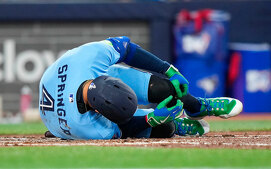 George Springer lesionado con los Blue Jays durante las primeras semanas de la MLB 2026 (FOTO: AP)