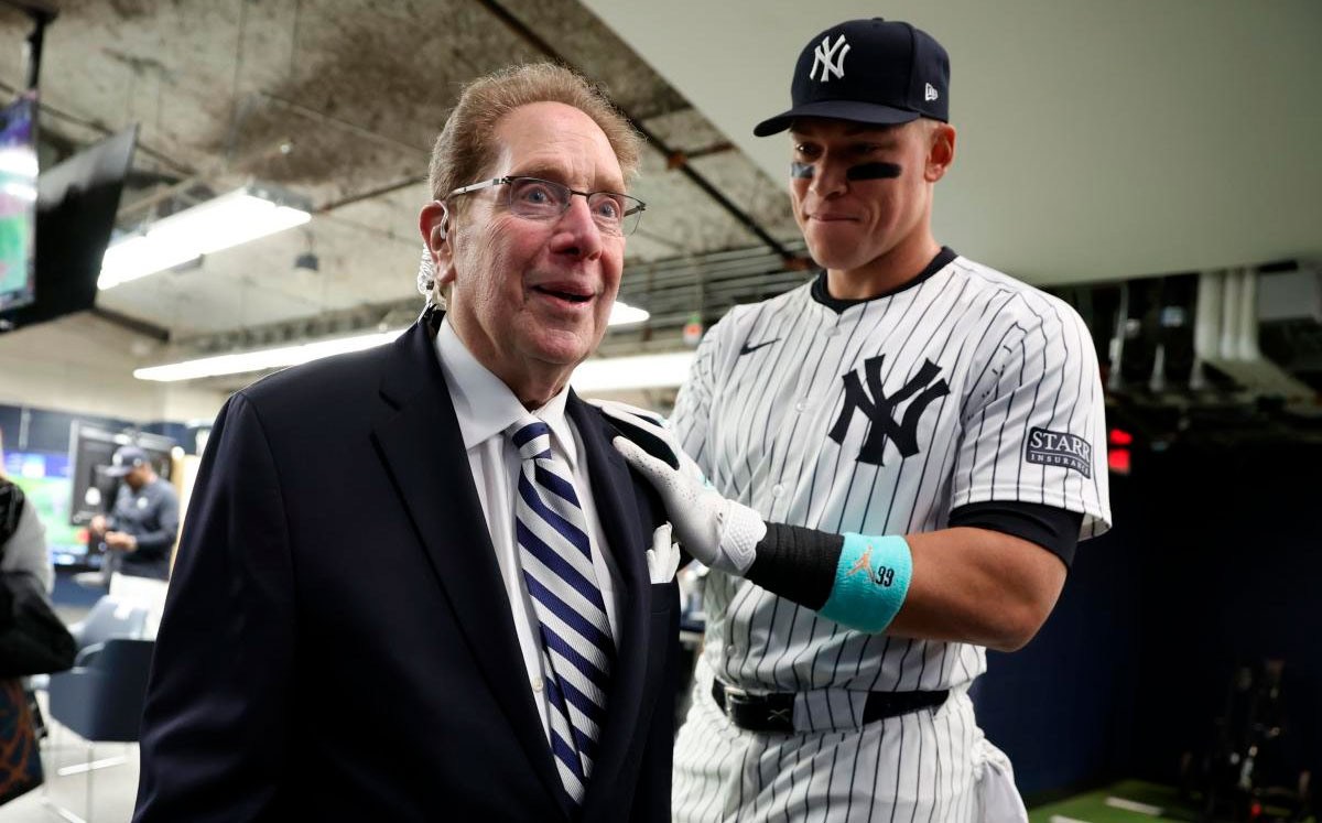 Aaron Judge quiere honrar la memoria del icónico ex narrador de los Yankees, John Sterling (FOTO: Especial)