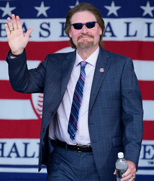 Wade Boggs visitó a los Red Sox en el 125 aniversario del primer juego en Fenway Park (FOTO: Especial)