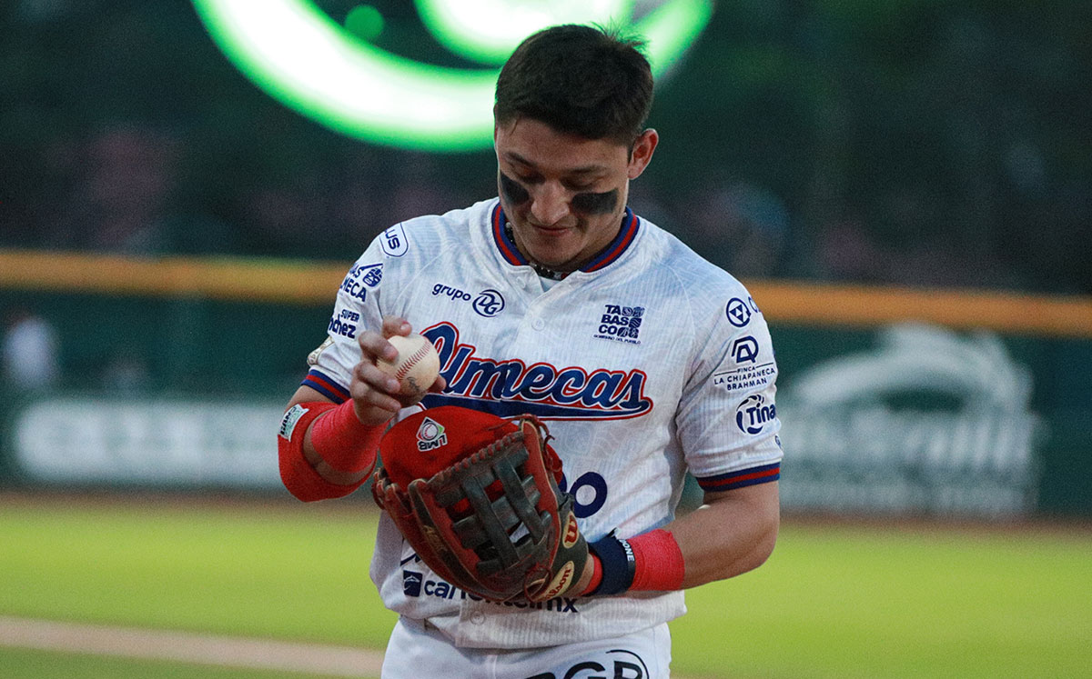 Carlos Arellano, de los Olmecas de Tabasco, en el juego del 18 de mayo de 2026 ante Piratas de Campeche