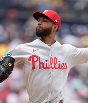 ¿Romperá Cristopher Sánchez la marca de más entradas sin carrera?